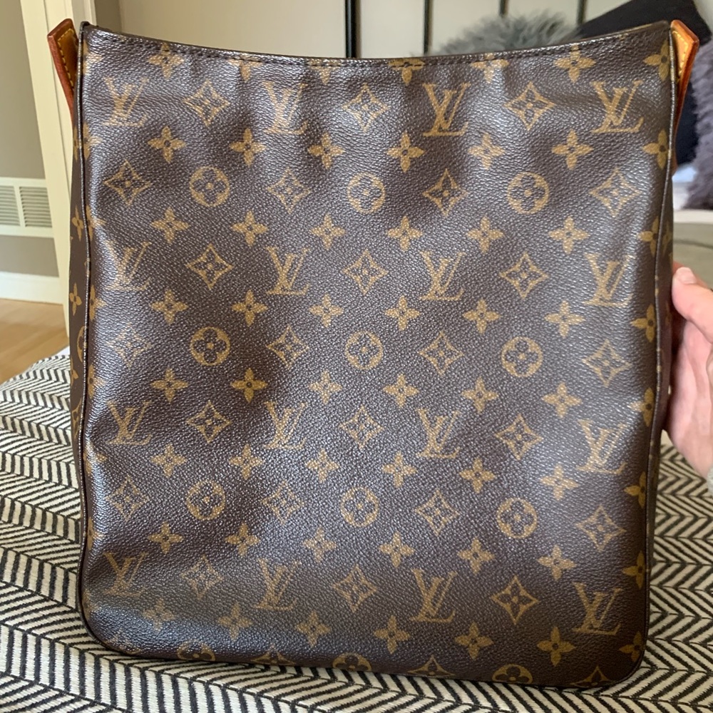 LOUIS VUITTON Monogram Looping GM